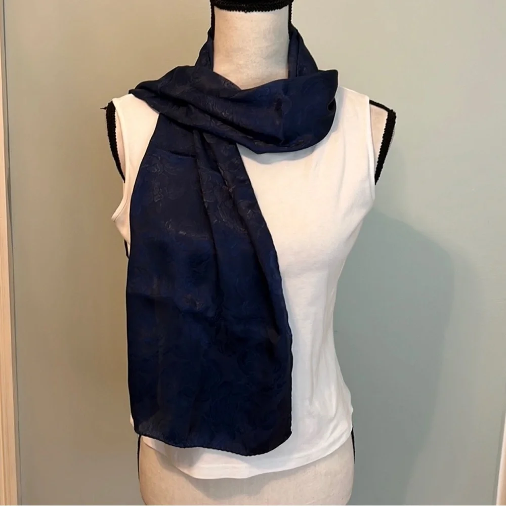 No Name Brand Scarf